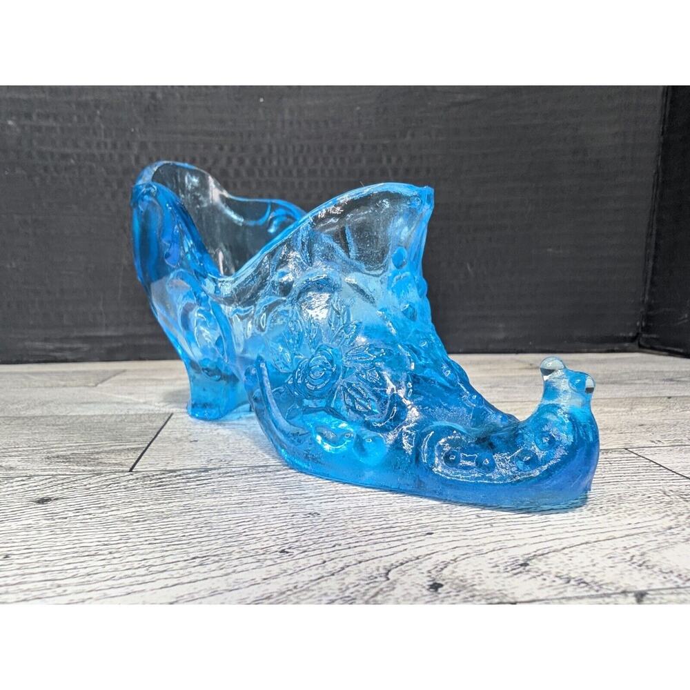 Mosser Ohio Aqua Blue Glass Victorian Large Elf Slipper Vase High Heel Shoe